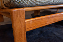 Load image into Gallery viewer, Vintage Komfort Modular Sofa Set