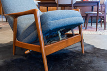 Load image into Gallery viewer, Vintage Folk Ohlsson Lounge Chair