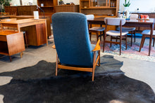 Load image into Gallery viewer, Vintage Folk Ohlsson Lounge Chair