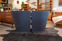 Load image into Gallery viewer, Vintage Bang & Olufsen EJ-800 Rotor Sofa