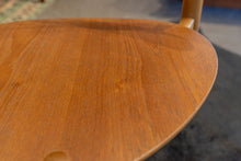 Load image into Gallery viewer, Hans Wegner For Fritz Hansen FH4103 "Heart" chairs