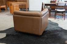 Load image into Gallery viewer, Vintage 1970's Vatne Møbler Leather Corner Seat