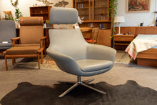 Load image into Gallery viewer, Coalesse Bob Lounge Chair