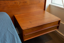 Load image into Gallery viewer, Vintage Queen Teak Platform Bed with Floating Night Stands