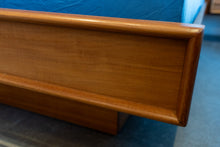 Load image into Gallery viewer, Vintage Queen Teak Platform Bed with Floating Night Stands