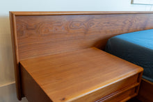 Load image into Gallery viewer, Vintage Queen Teak Platform Bed with Floating Night Stands