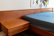 Load image into Gallery viewer, Vintage Queen Teak Platform Bed with Floating Night Stands