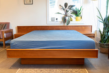 Load image into Gallery viewer, Vintage Queen Teak Platform Bed with Floating Night Stands