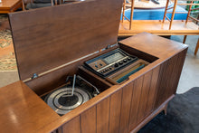 Load image into Gallery viewer, Vintage Fleetwood Stereo Cabinet