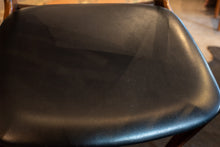 Load image into Gallery viewer, Vintage Round Gudme Rosewood Dining Table with two Leaves and Six Rosewood Chairs