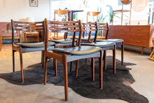 Load image into Gallery viewer, Vintage Round Gudme Rosewood Dining Table with two Leaves and Six Rosewood Chairs