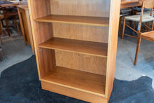 Load image into Gallery viewer, Vintage Teak Tall Hundevad Cabinet/Book Shelf