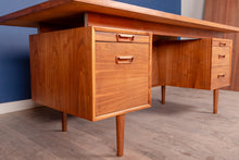Load image into Gallery viewer, Restored Vintage RS Associates Walnut Executive Desk