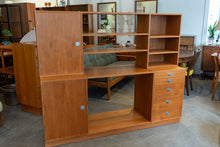 Load image into Gallery viewer, Vintage Modular Wall Unit by Finn Juhl for France and Sons