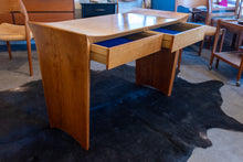 Load image into Gallery viewer, Curved Wooden Desk