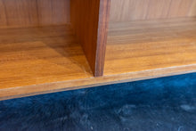 Load image into Gallery viewer, Vintage Teak Bookshelf / Display Cabinet