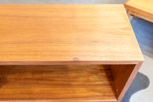 Load image into Gallery viewer, Vintage Teak Bookshelf / Display Cabinet