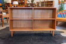 Load image into Gallery viewer, Vintage Teak Bookshelf / Display Cabinet