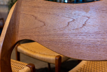Load image into Gallery viewer, Vintage Niels Møller Model 71 Dining Chairs x 4