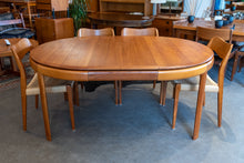 Load image into Gallery viewer, Vintage Round Solid Teak Bramin Dining table with Leaf