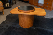 Load image into Gallery viewer, Vintage RS Associates Martinin Side Table
