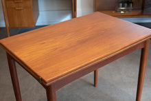 Load image into Gallery viewer, Vintage Børge Mogensen Flip Top Table