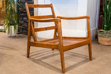 Load image into Gallery viewer, Vintage FD-109 Ole Wanscher for France & Daverkosen Lounge Chair