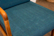 Load image into Gallery viewer, Vintage FD-109 Ole Wanscher for France & Daverkosen Lounge Chair