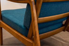 Load image into Gallery viewer, Vintage FD-109 Ole Wanscher for France & Daverkosen Lounge Chair