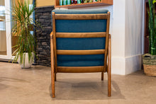 Load image into Gallery viewer, Vintage FD-109 Ole Wanscher for France & Daverkosen Lounge Chair