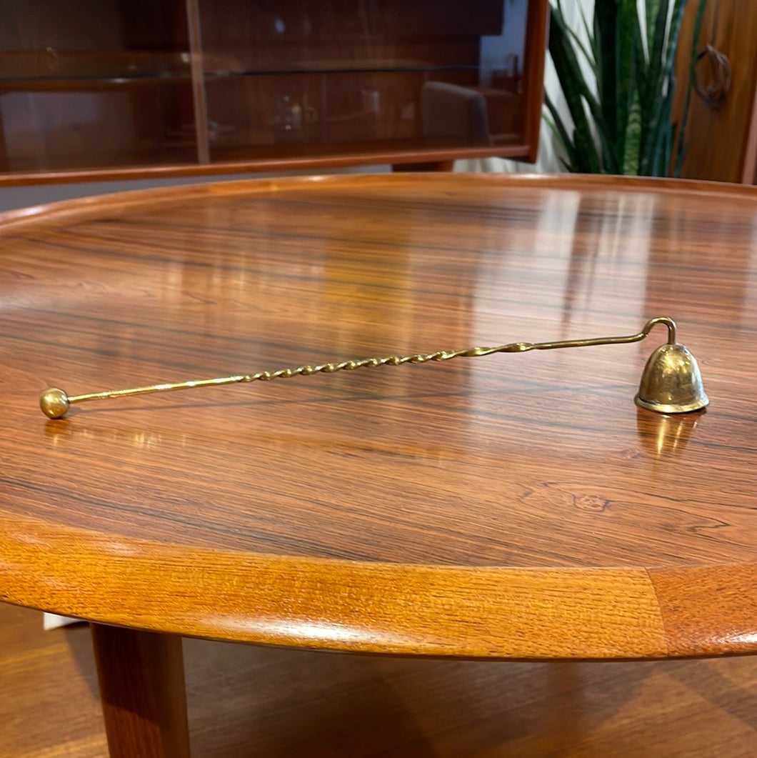 Vintage Brass Candle Snuff