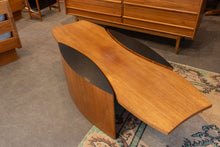 Load image into Gallery viewer, Vintage RS Associates Coffee Table
