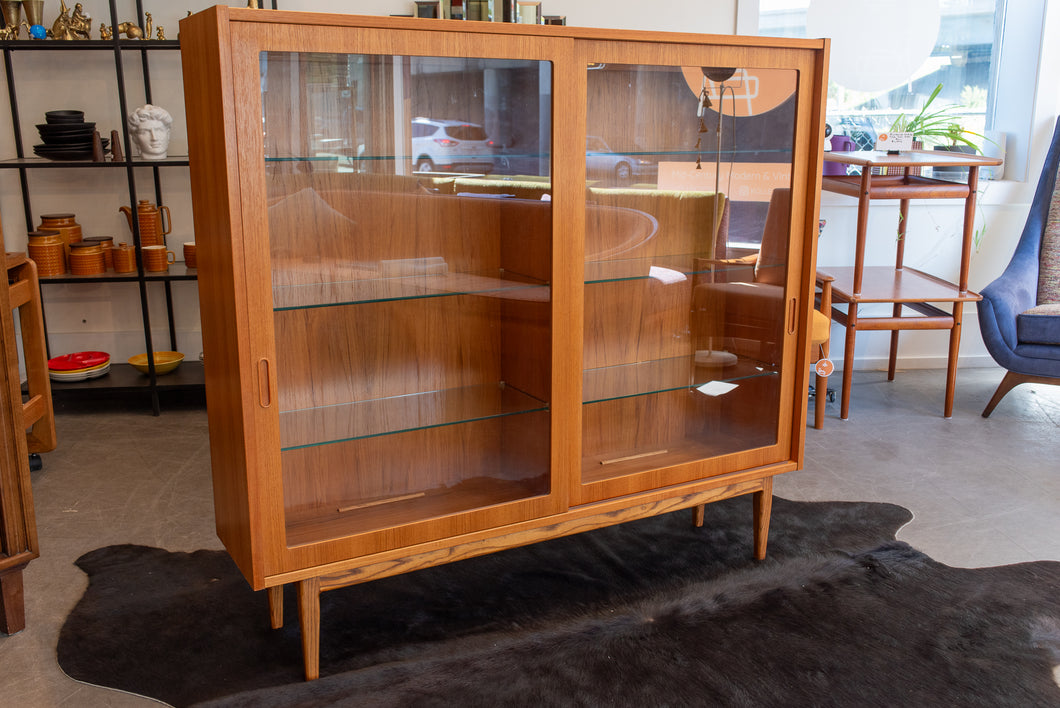 Vintage Teak Display Cabinet by Poul Hundevad on a Custom Base