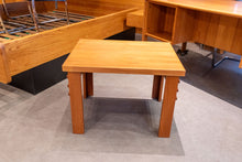 Load image into Gallery viewer, Teak side table with side slats
