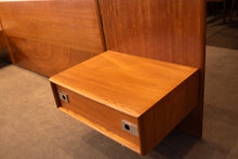 Load image into Gallery viewer, Teak Double Headboard with Floating Night Stands
