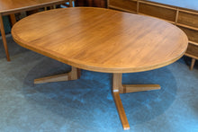Load image into Gallery viewer, Dyrlund Mid Century Modern Extendable Teak Dining Table
