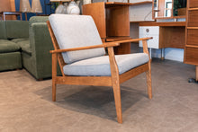 Load image into Gallery viewer, Mid Century Modern Sofa &amp; Two Chair Set
