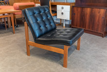 Load image into Gallery viewer, France and Son Ole Gjerløv-Knudsen Chairs
