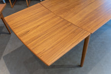 Load image into Gallery viewer, Mid Century Modern Extendable Teak Dining Table
