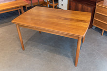 Load image into Gallery viewer, Mid Century Modern Extendable Teak Dining Table
