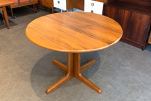 Load image into Gallery viewer, Round Vintage Teak Table
