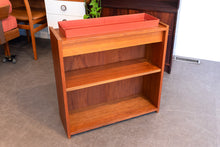 Load image into Gallery viewer, Restored Vintage Planter
