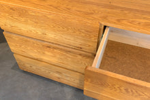 Load image into Gallery viewer, Solid Oak Six-Drawer Dresser
