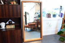 Load image into Gallery viewer, Large Solid Oak Framed Mirror

