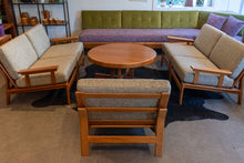Load image into Gallery viewer, Vintage Komfort Modular Sofa Set
