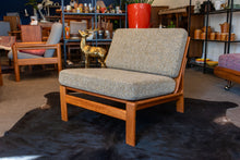 Load image into Gallery viewer, Vintage Komfort Modular Sofa Set
