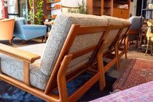 Load image into Gallery viewer, Vintage Komfort Modular Sofa Set
