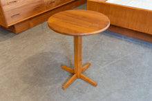 Load image into Gallery viewer, Vintage Solid Teak Side Table
