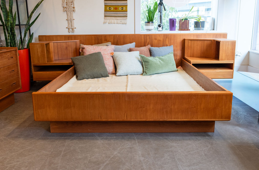 Vintage Queen Teak Bed frame with Floating Night Stands
