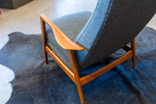 Load image into Gallery viewer, Vintage Folk Ohlsson Lounge Chair

